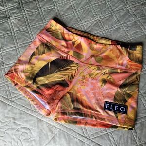 FLEO Shorts 3.25 Jungle Leopard Small DL Monarch fabric